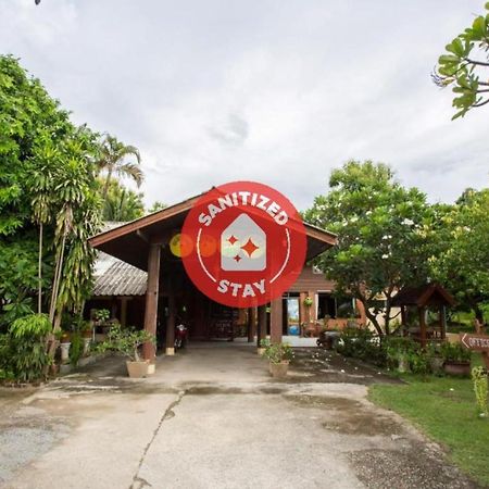 Oyo 909 Guiding Star Resort Chiang Mai Eksteriør billede