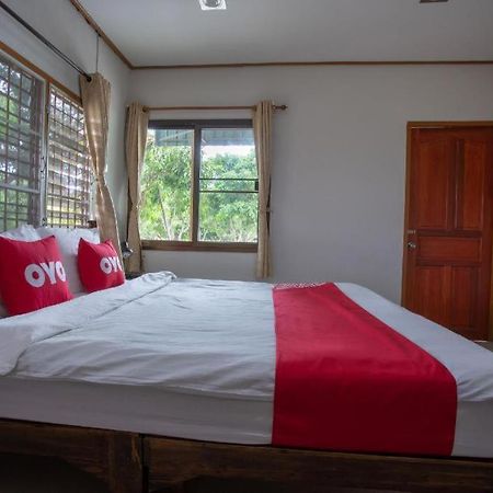 Oyo 909 Guiding Star Resort Chiang Mai Eksteriør billede