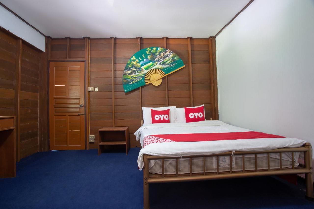 Oyo 909 Guiding Star Resort Chiang Mai Eksteriør billede
