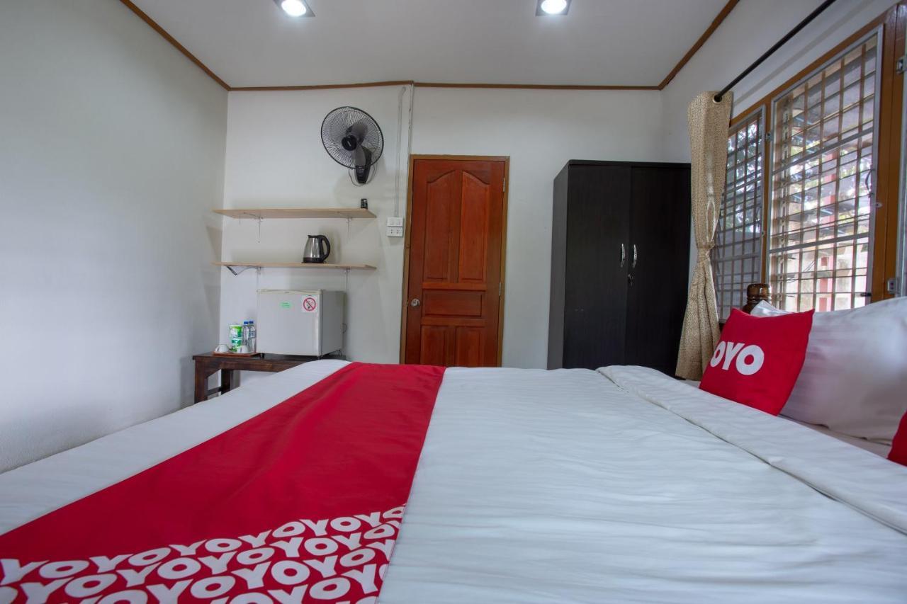 Oyo 909 Guiding Star Resort Chiang Mai Eksteriør billede