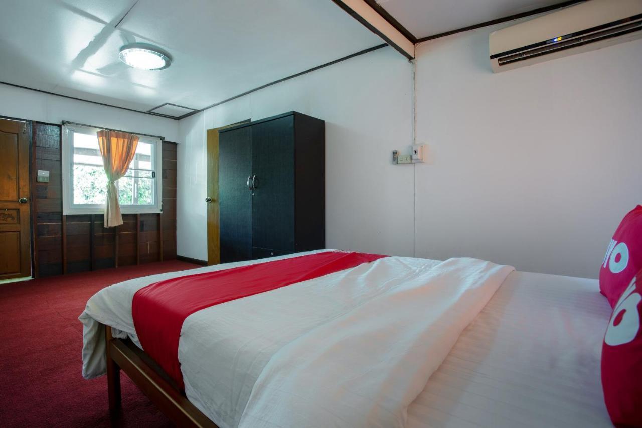 Oyo 909 Guiding Star Resort Chiang Mai Eksteriør billede