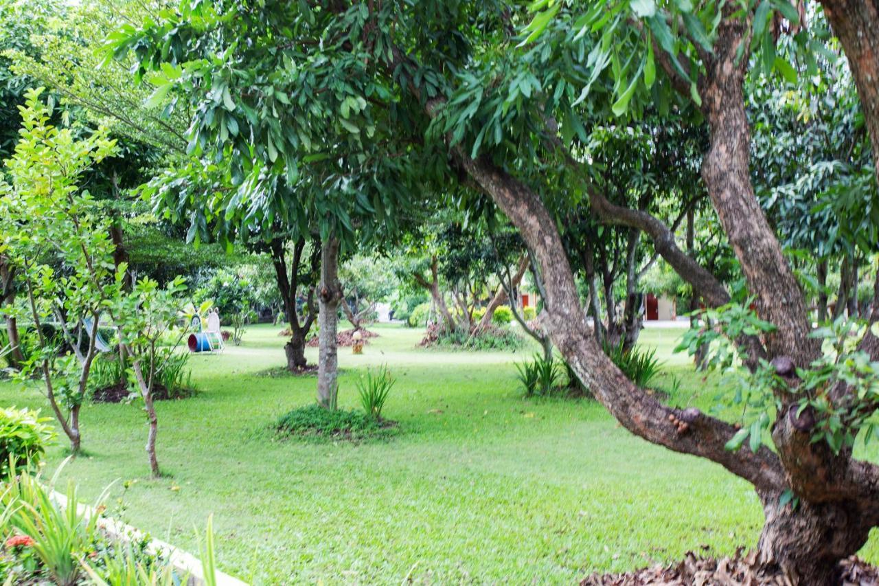 Oyo 909 Guiding Star Resort Chiang Mai Eksteriør billede
