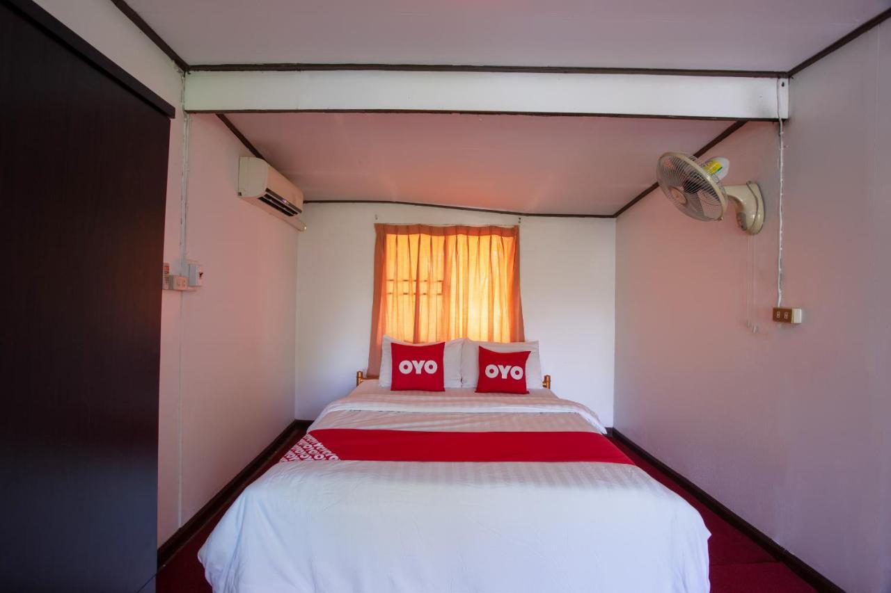 Oyo 909 Guiding Star Resort Chiang Mai Eksteriør billede