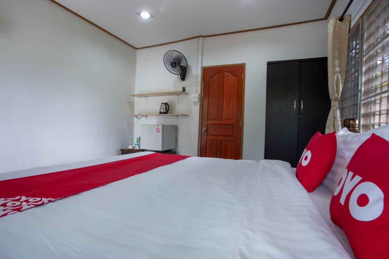 Oyo 909 Guiding Star Resort Chiang Mai Eksteriør billede