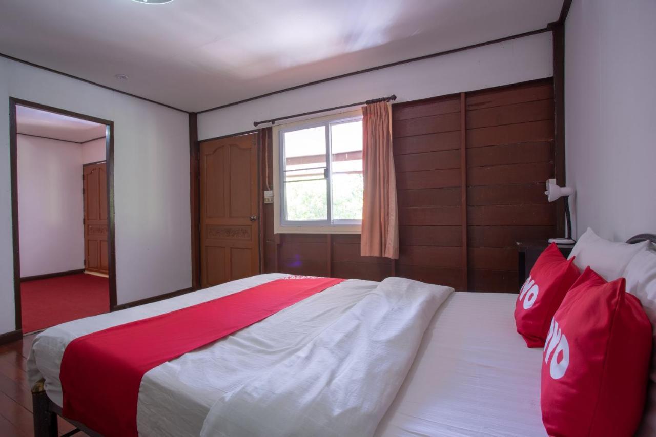 Oyo 909 Guiding Star Resort Chiang Mai Eksteriør billede