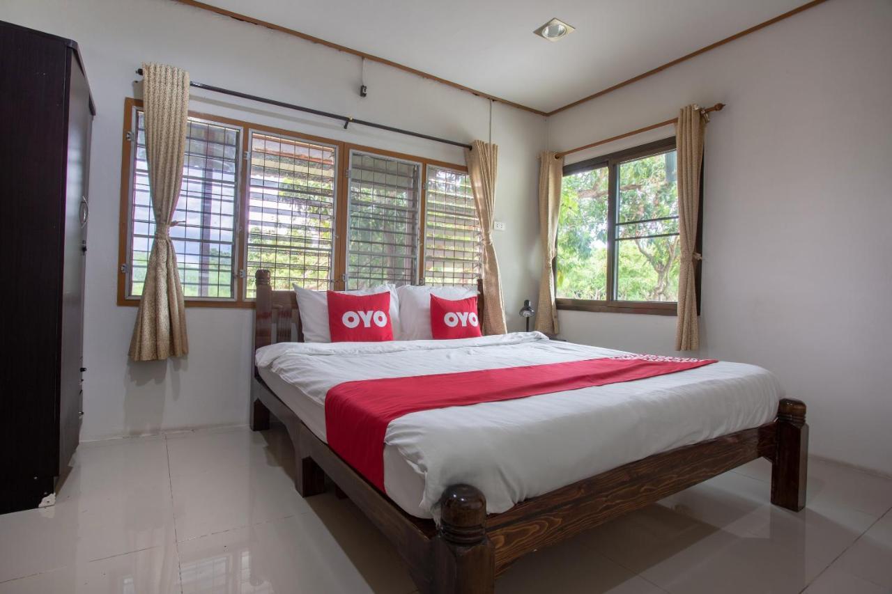 Oyo 909 Guiding Star Resort Chiang Mai Eksteriør billede