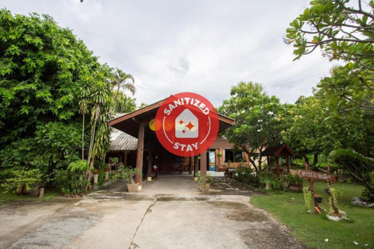 Oyo 909 Guiding Star Resort Chiang Mai Eksteriør billede