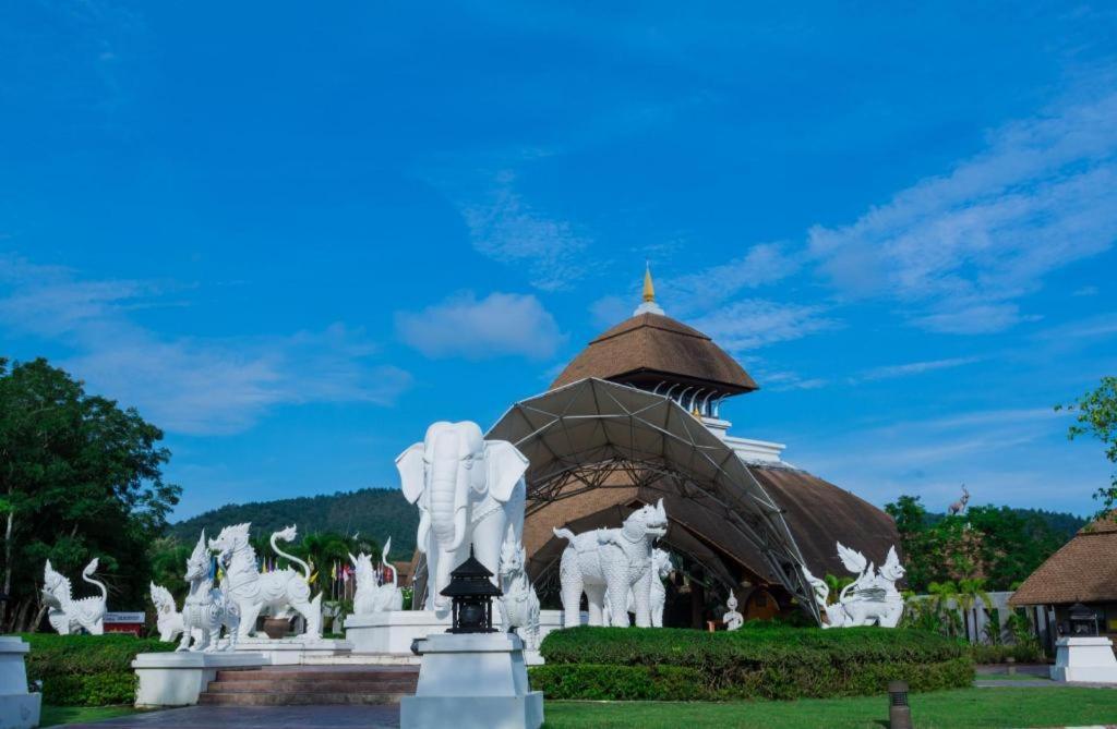 Oyo 909 Guiding Star Resort Chiang Mai Eksteriør billede
