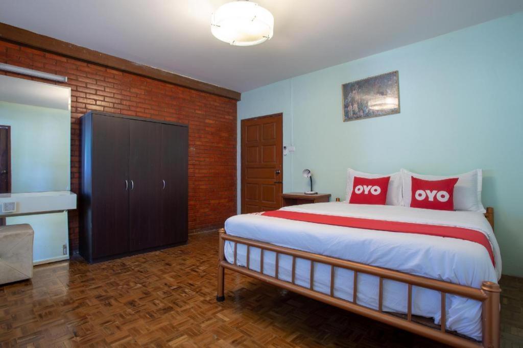 Oyo 909 Guiding Star Resort Chiang Mai Eksteriør billede