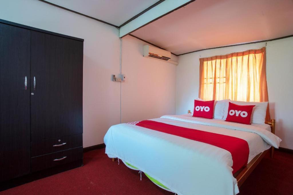 Oyo 909 Guiding Star Resort Chiang Mai Eksteriør billede